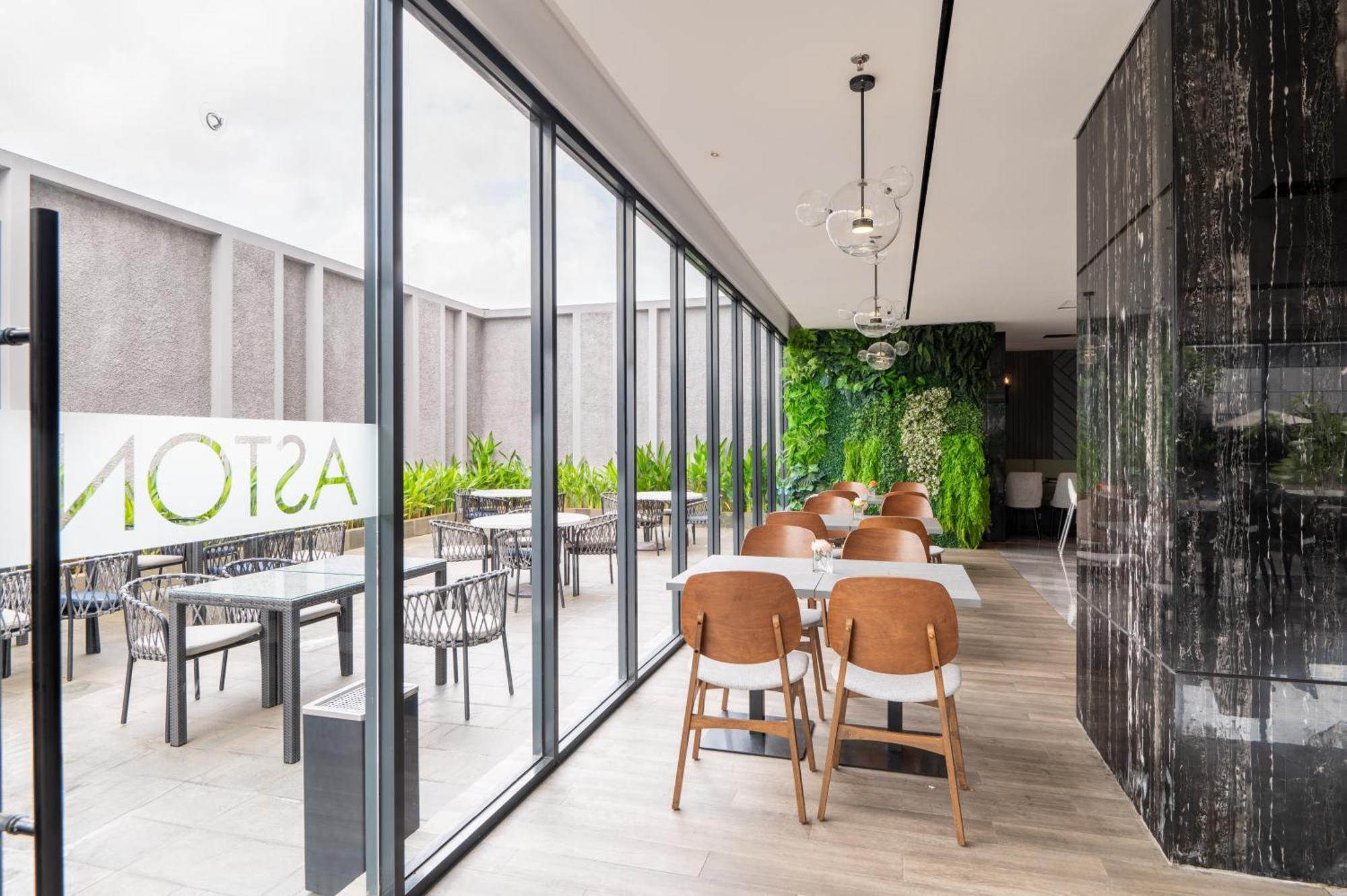 Aston Sorong Hotel & Conference Center Εξωτερικό φωτογραφία