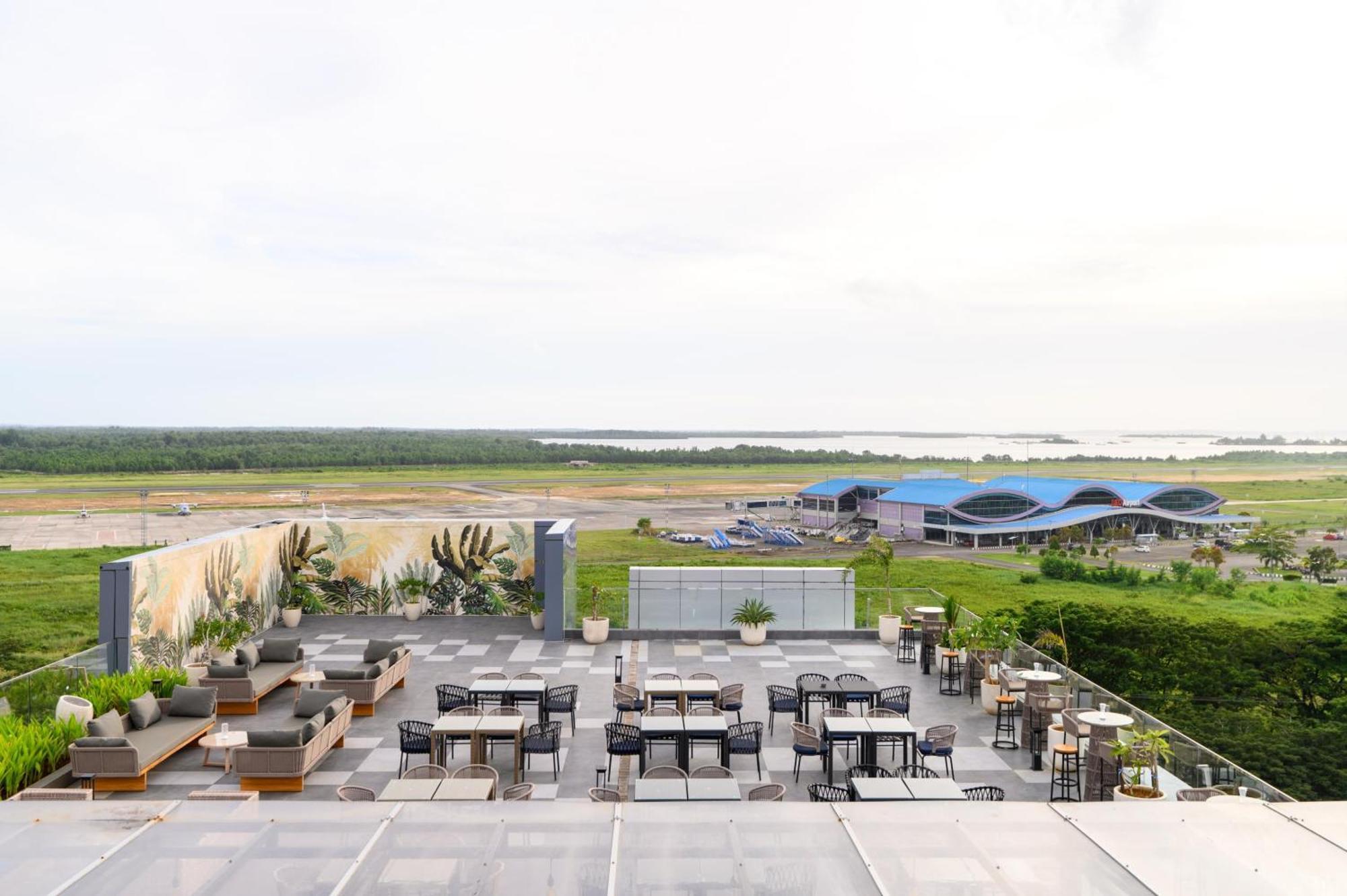 Aston Sorong Hotel & Conference Center Εξωτερικό φωτογραφία