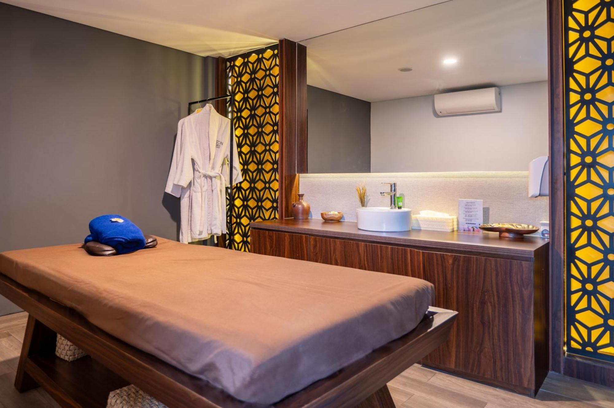Aston Sorong Hotel & Conference Center Εξωτερικό φωτογραφία