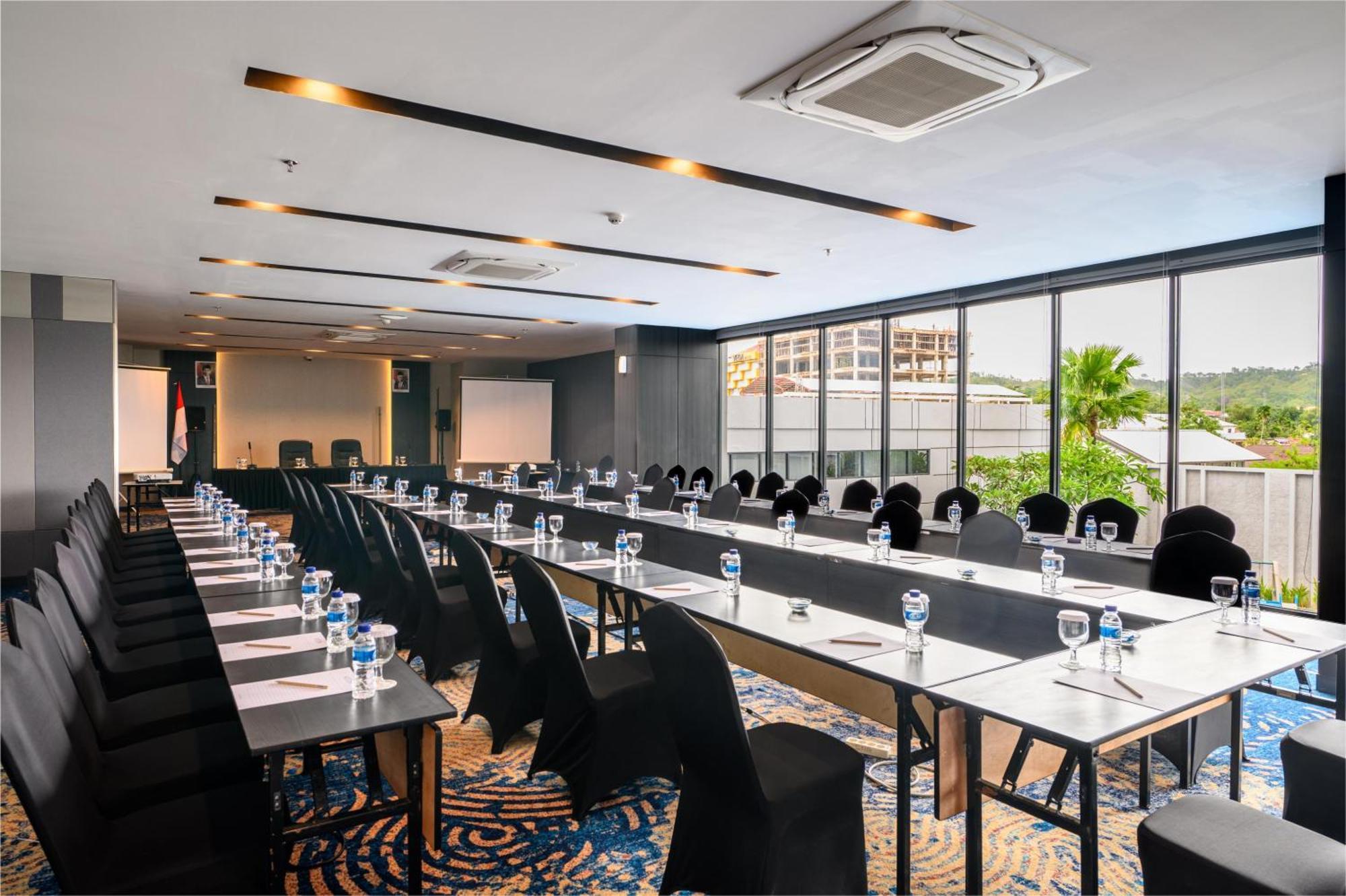 Aston Sorong Hotel & Conference Center Εξωτερικό φωτογραφία